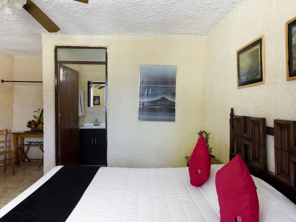 Standard Room photo 2