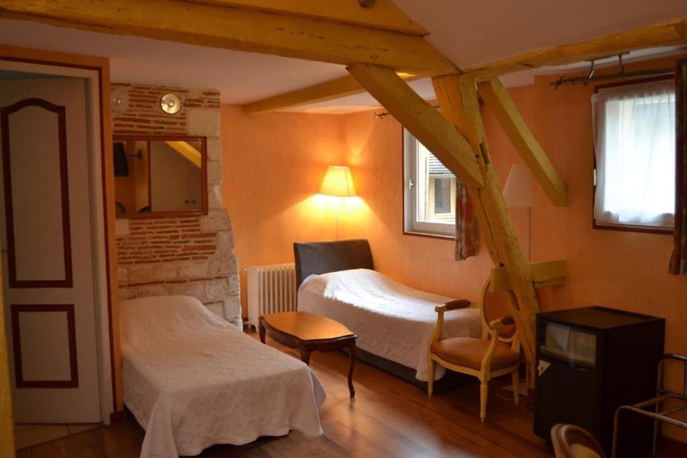 Quadruple Room (Charme, Hôtel) photo 3