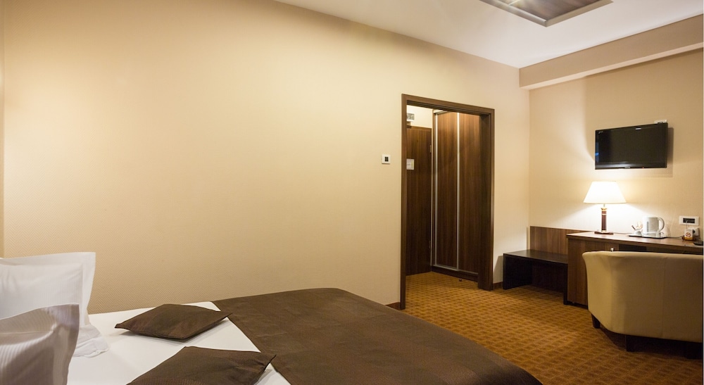 Superior Double Room - Photo 1