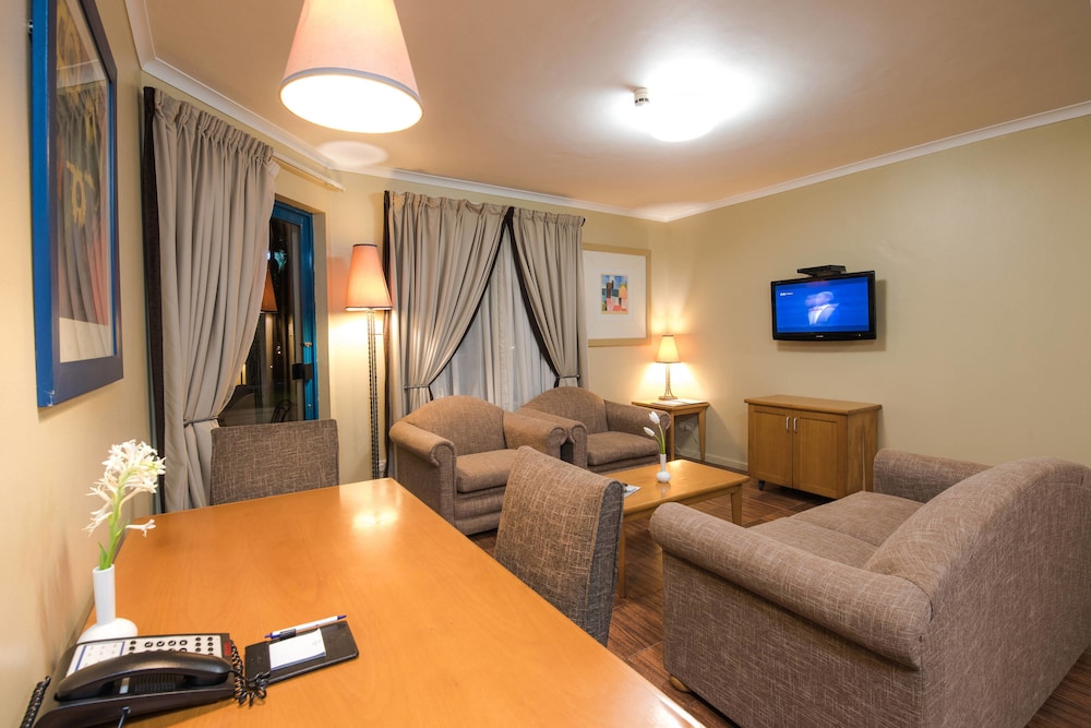 Apartment, 2 Bedrooms - Photo 8