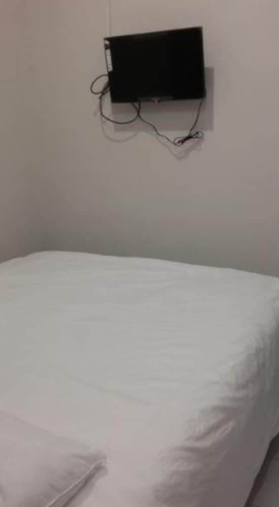 Standard Room - Photo 9