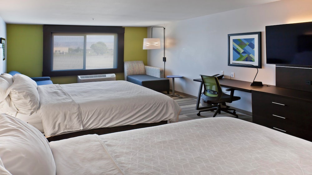 Standard Room, 2 Queen Beds, Accessible (Mobility, Accessible Tub) - Photo 6