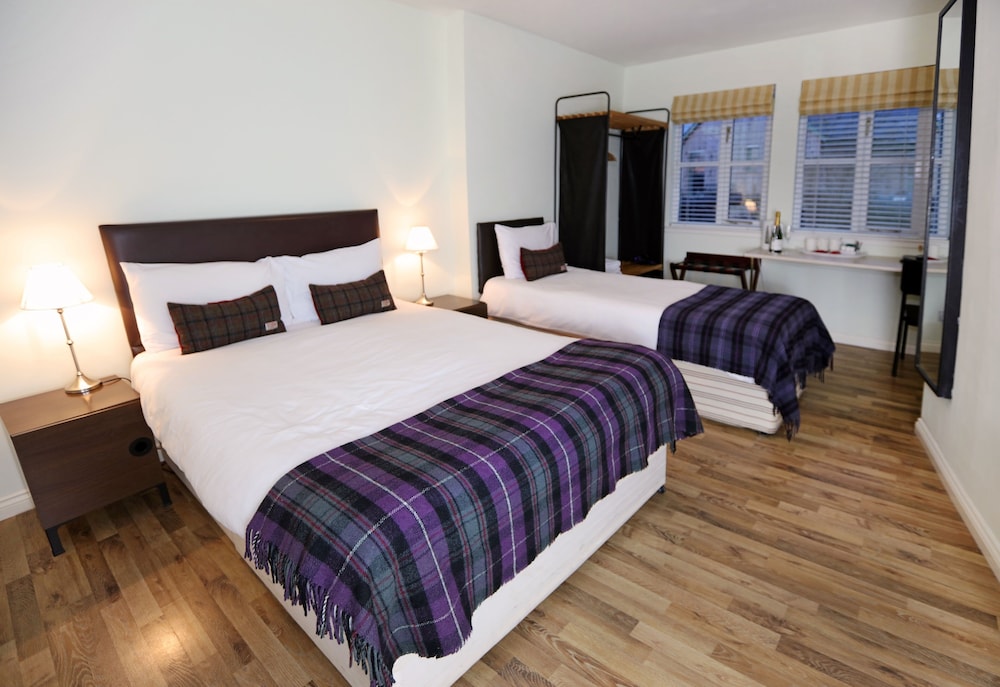 Classic Triple Room photo 2