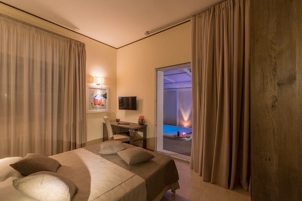 Deluxe Double Room, Hot Tub
