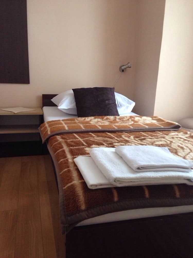 Single Room photo 1