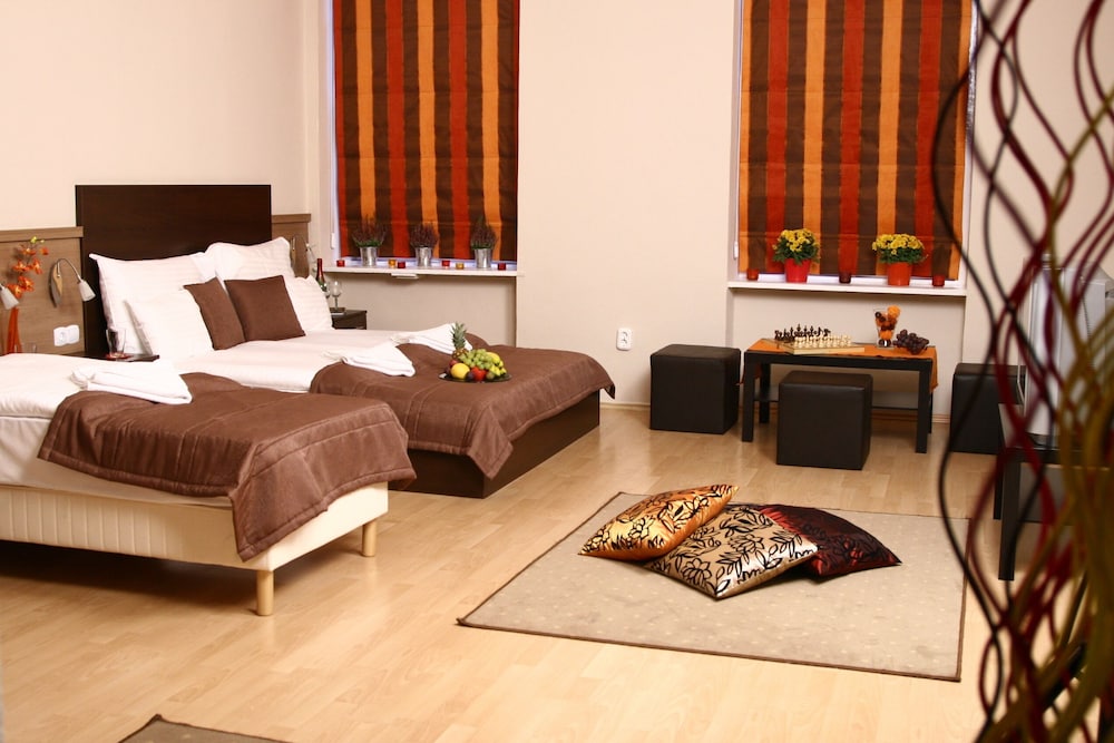 Apartment - Photo 3