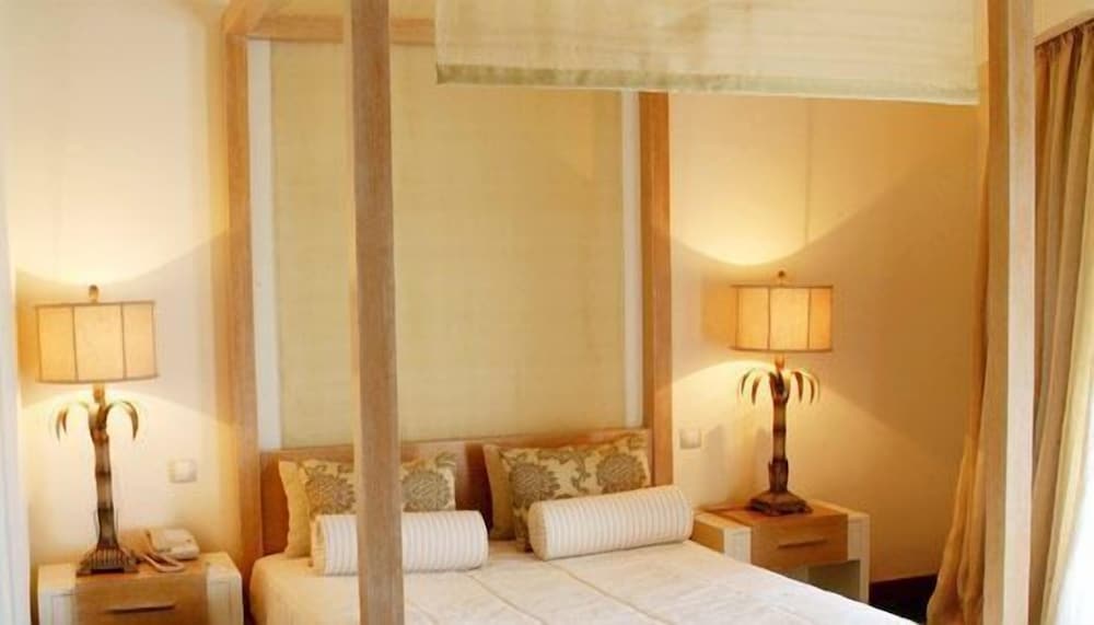 Superior Room thumbnail 6