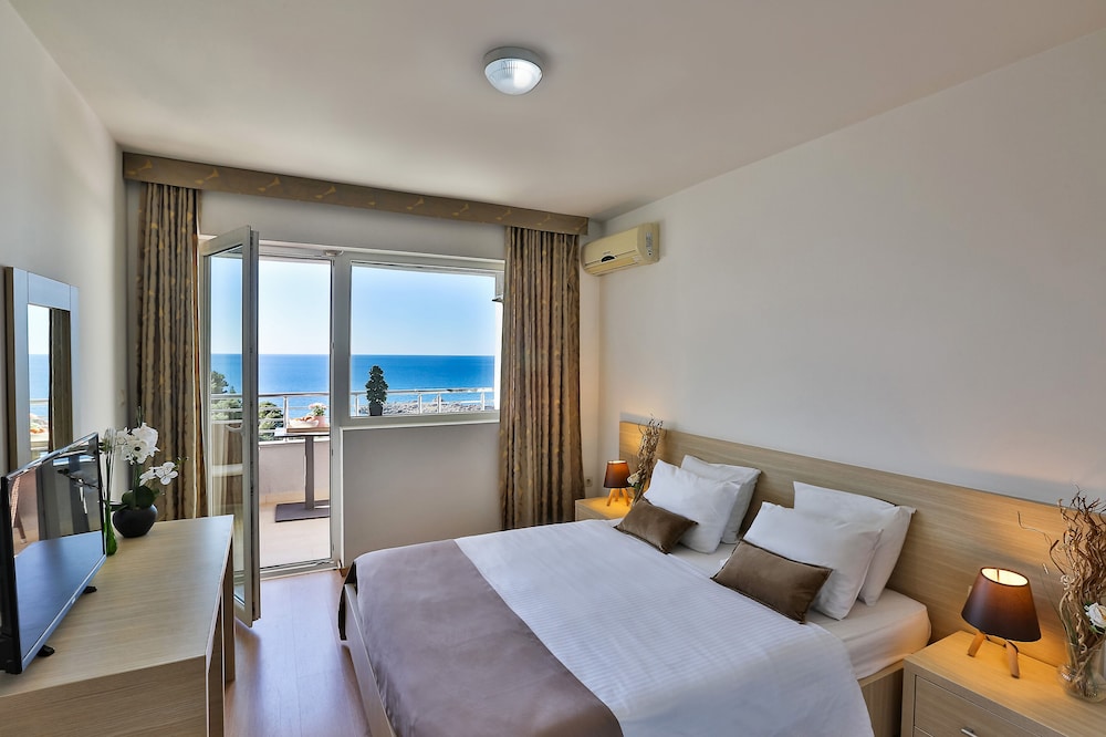 Standard Suite