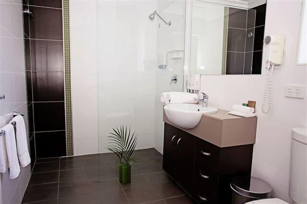 Deluxe Triple Room photo 2