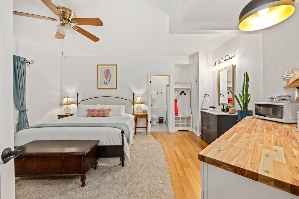 Luxury Suite, Kitchenette