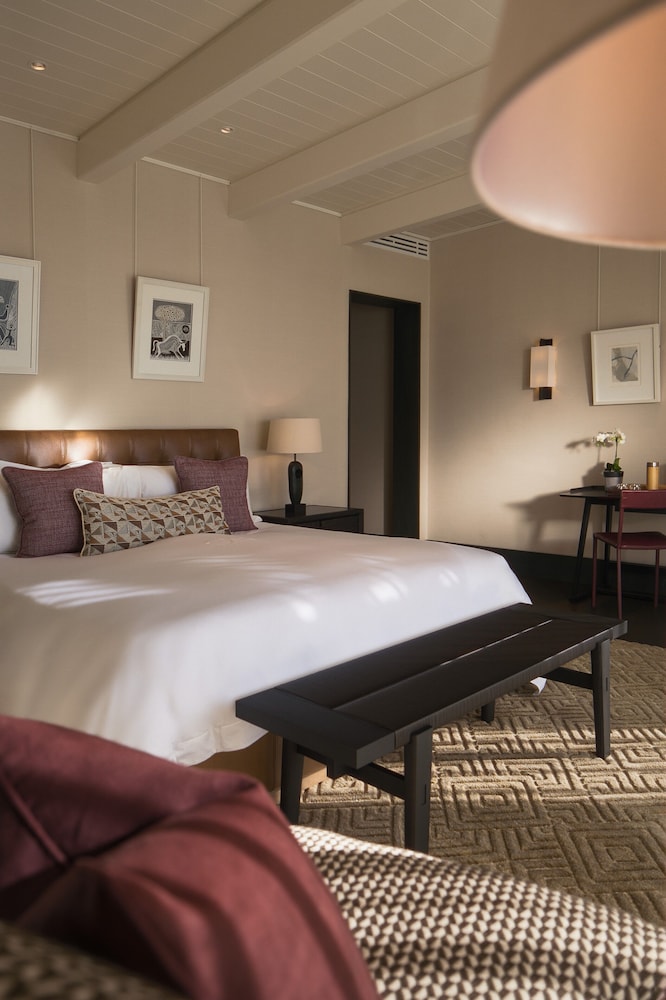 Luxury Lodge photo 2