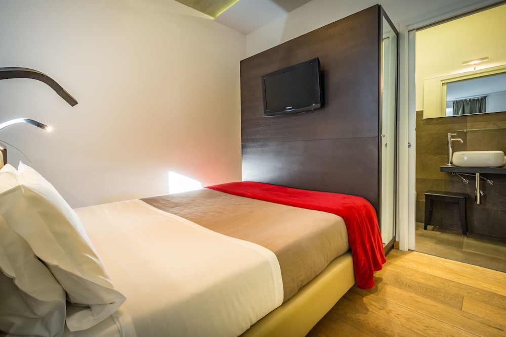 Basic Double Room - Photo 3