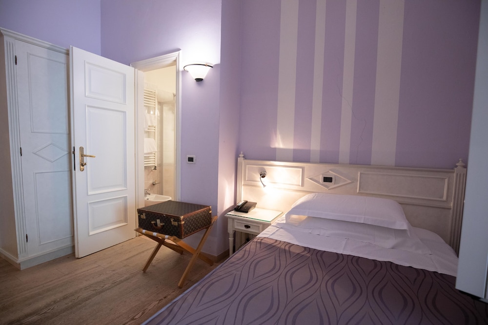 Single Room, Ground Floor