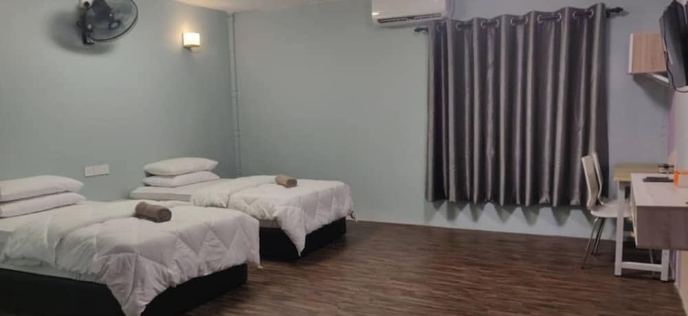 Superior Twin Room, Multiple Beds, Non Smoking photo 1