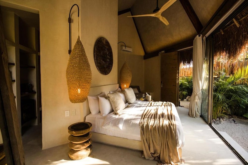 Muare Suite