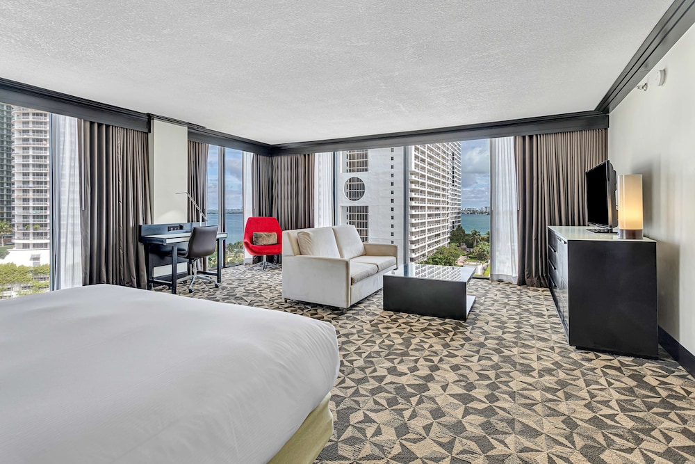 Junior Suite, 1 King Bed