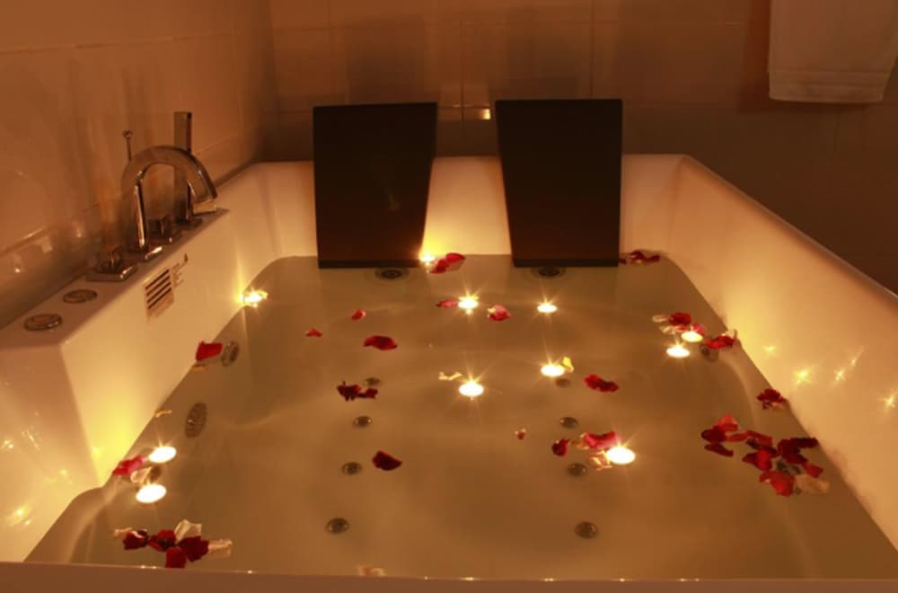 Romantic Suite photo 3