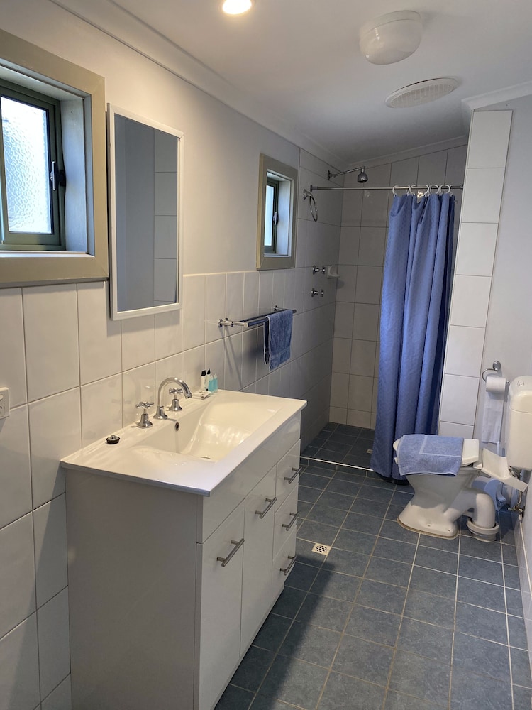 Holiday Unit - 2 Bedrooms photo 2