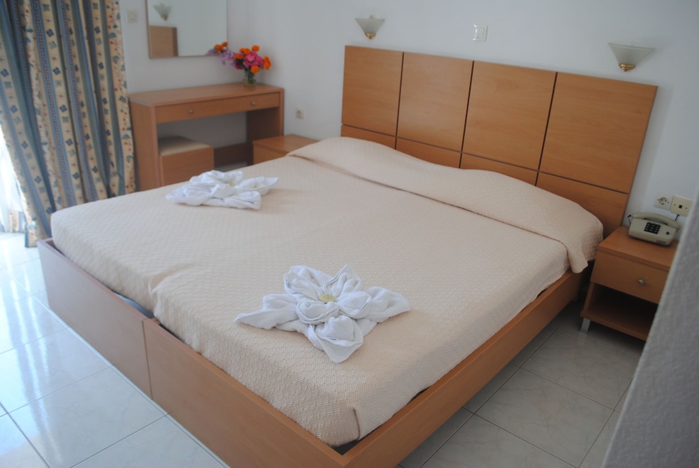 Double Room - Photo 4