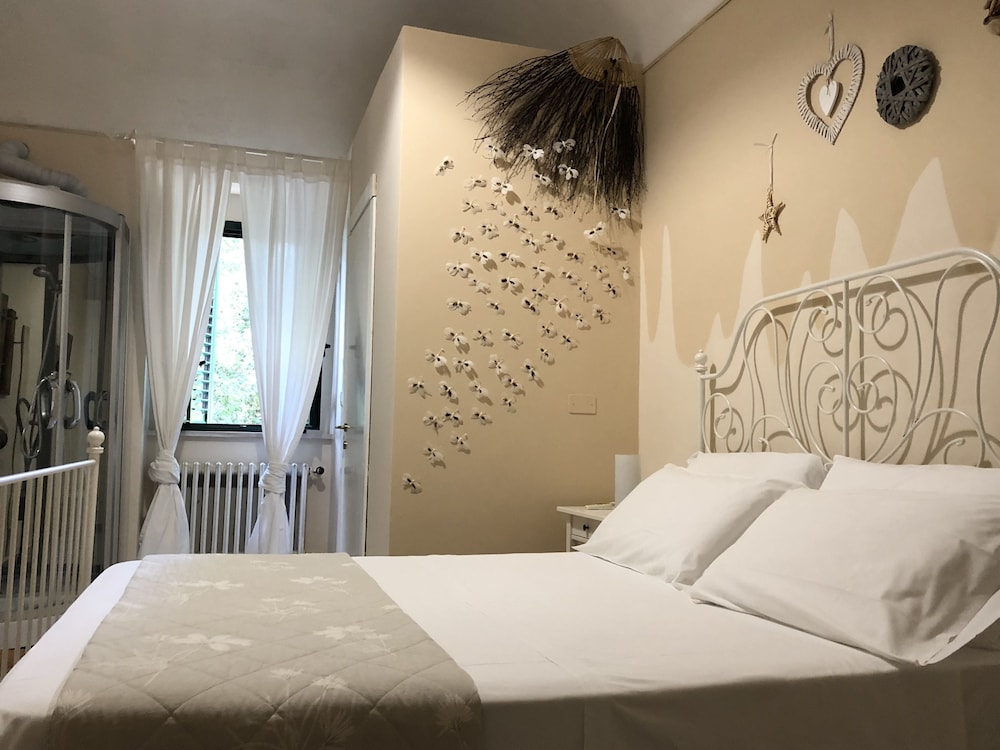 Comfort Double Room, Ensuite, Garden View photo 1