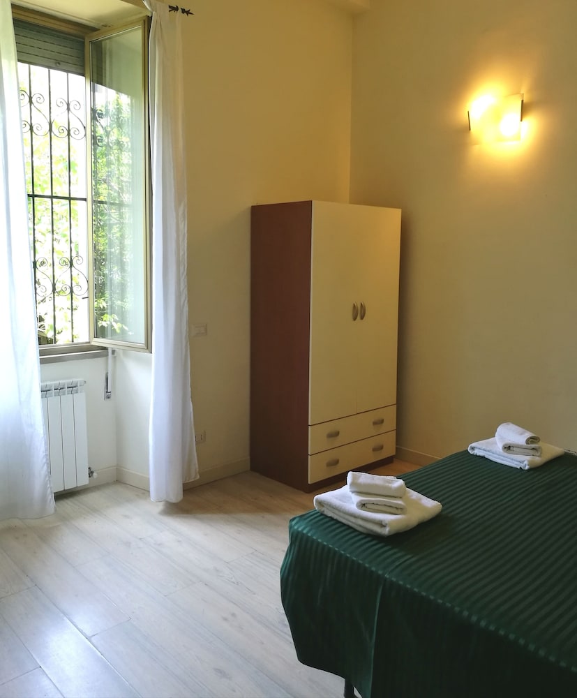 Quadruple Room, 1 Bedroom, Annex Building photo 2