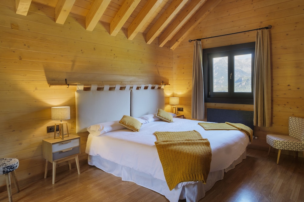 Double Room, Mountain View