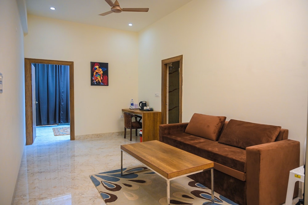 Executive Suite, Balcony, Garden View
