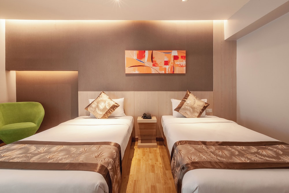 Superior Twin Room photo 2