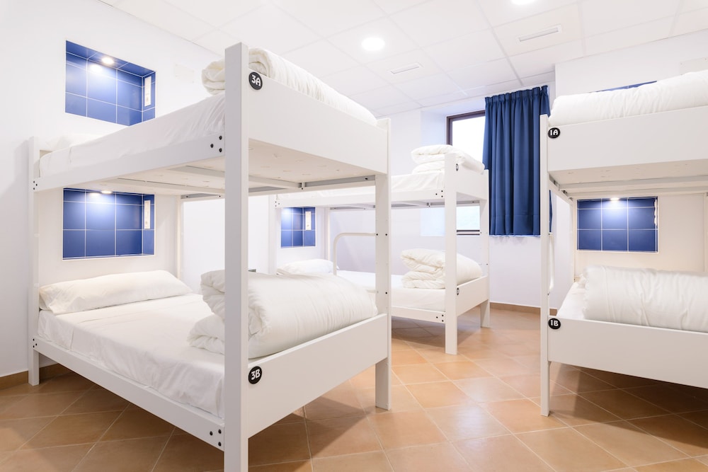 Standard Room (Farajan)