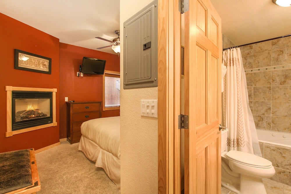 Condo, 1 Bedroom