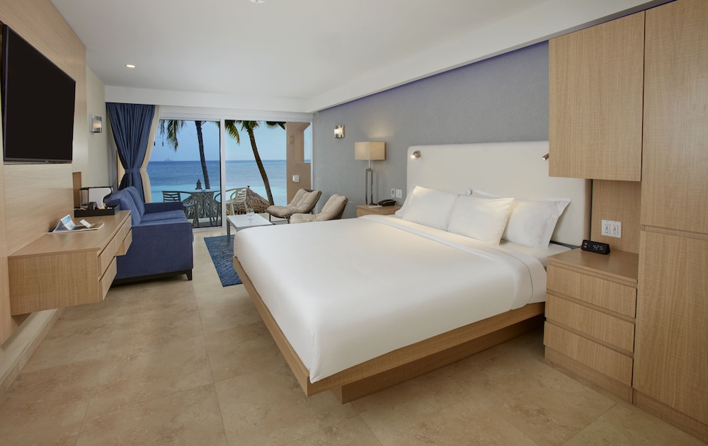 Premium Room, 1 King Bed, Oceanfront