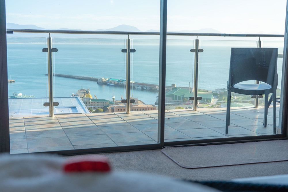 Penthouse - Photo 5