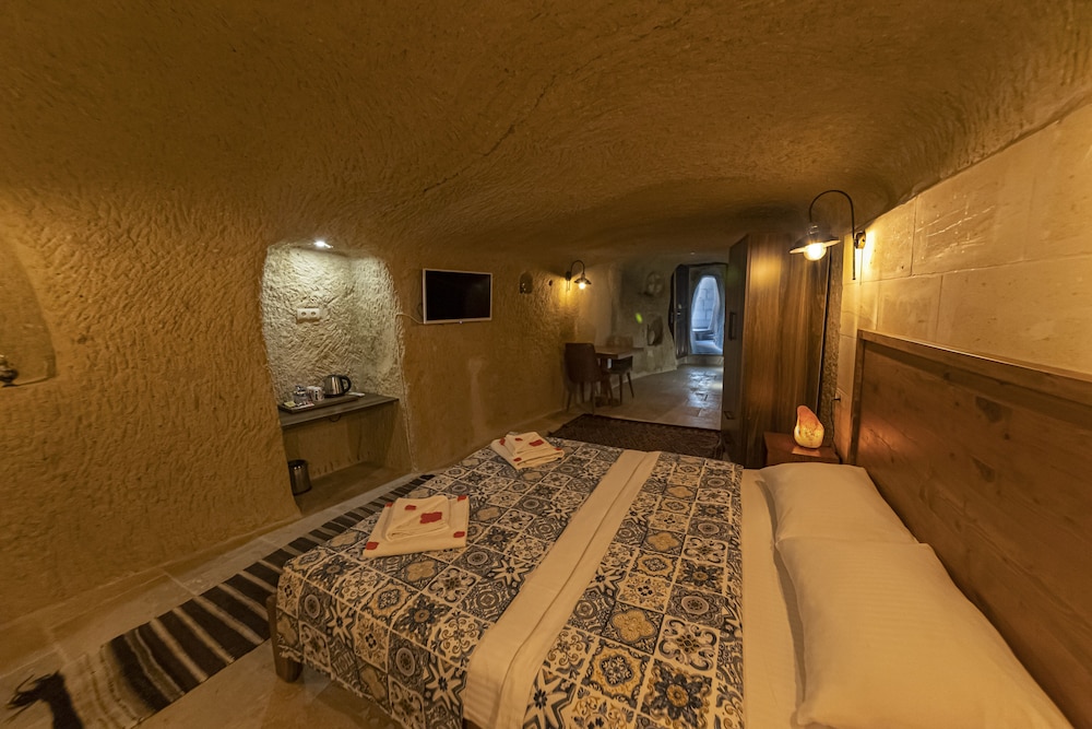 Premier Quadruple Room, Multiple Beds, Non Smoking, Hot Tub photo 1