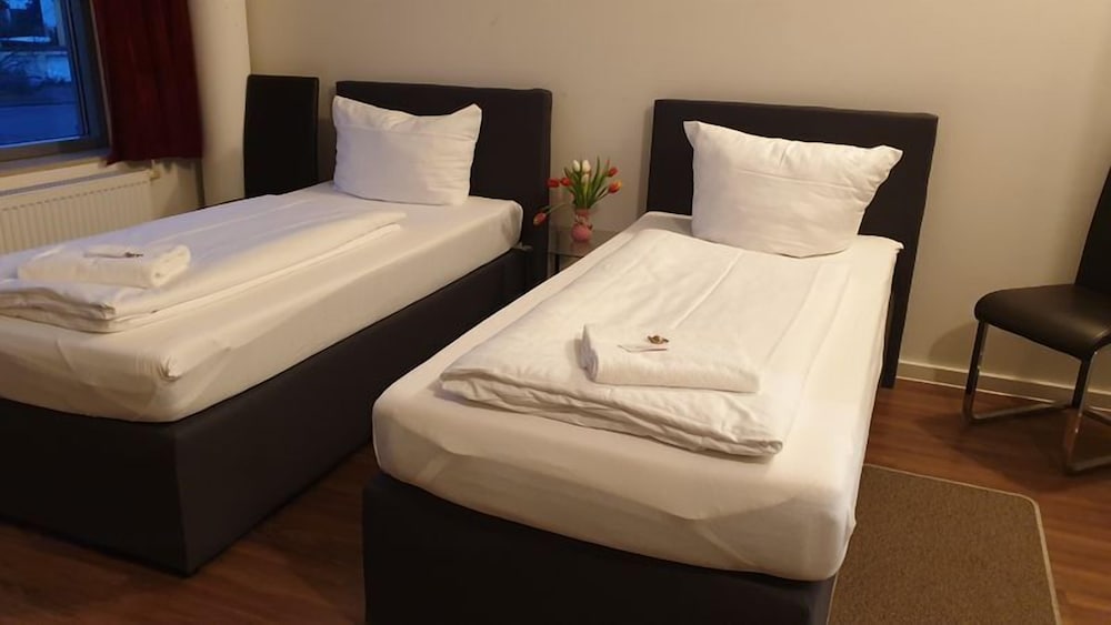 Basic Single Room, 1 Bedroom, Kitchen photo 3