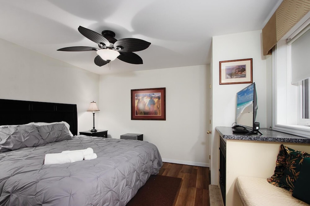 Comfort Room, Lake View photo 1
