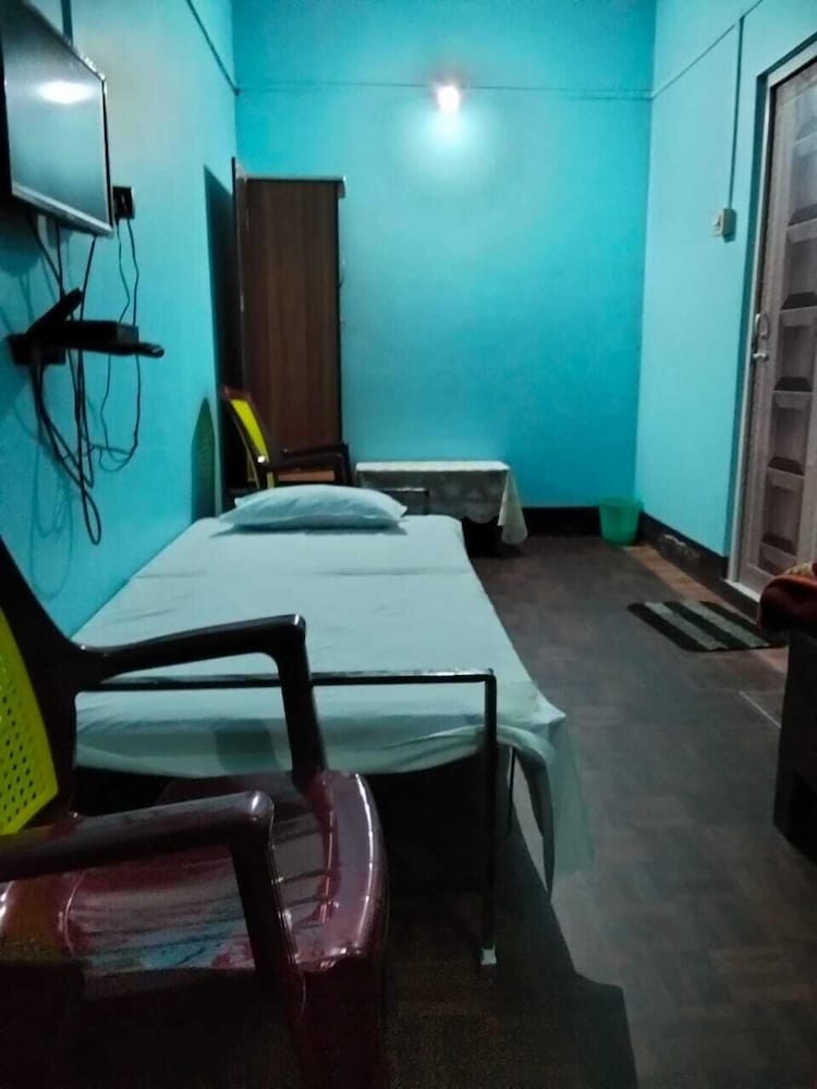 Deluxe Room, Smoking photo 2