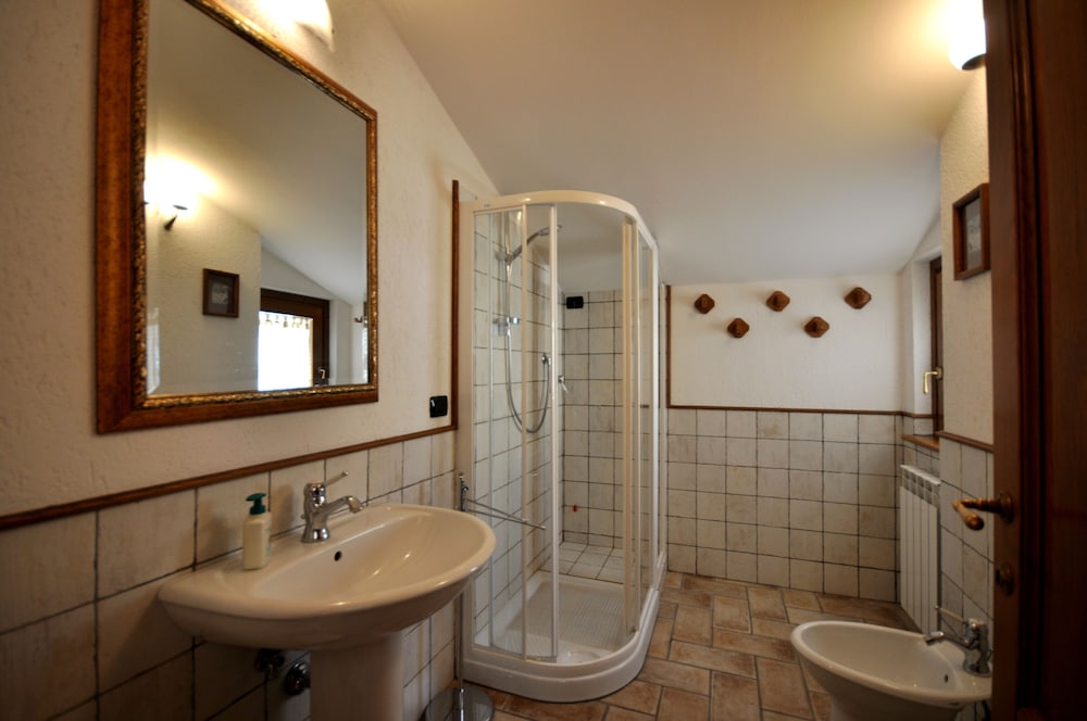 Superior Apartment, 2 Bedrooms, Terrace, Tower (Gelsomino)