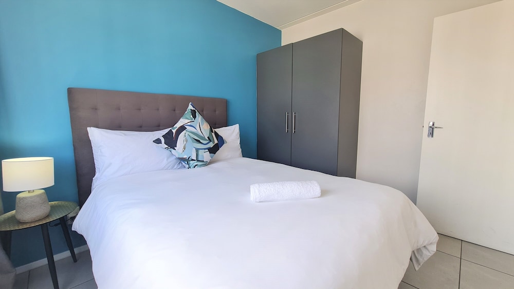 Standard Apartment, 3 Bedrooms - Photo 1