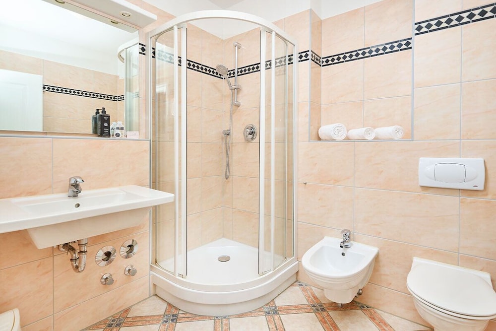 Doppelzimmer Landseite 3. oder 4. Etage photo 3