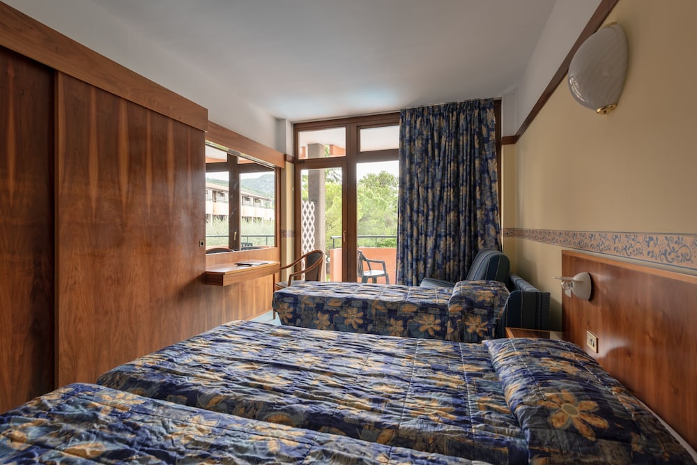 Triple Room - Photo 2