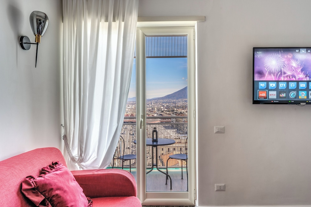 Comfort Apartment, Balcony, City View