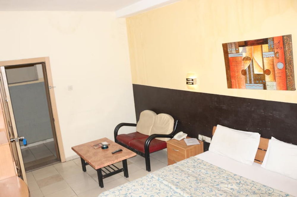 Basic Room photo 3
