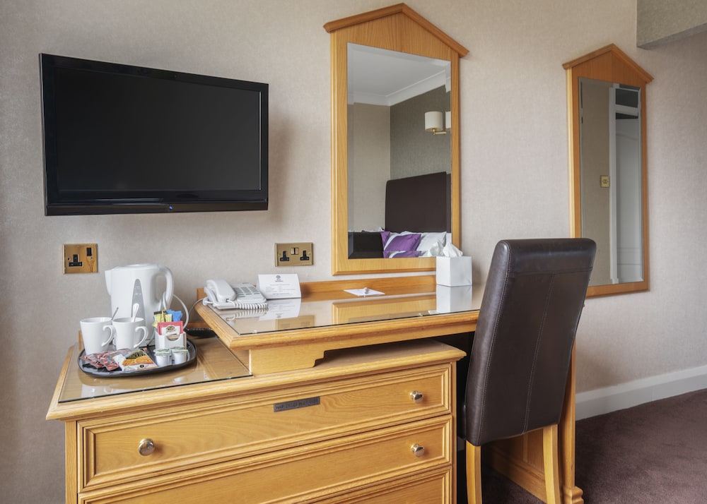 Standard Twin Room, 2 Twin Beds - Photo 2