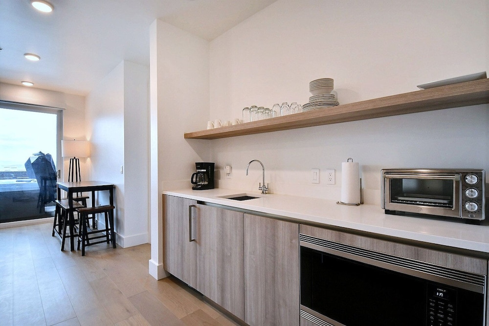Room, 2 Bedrooms (Efficiency, Residence)
