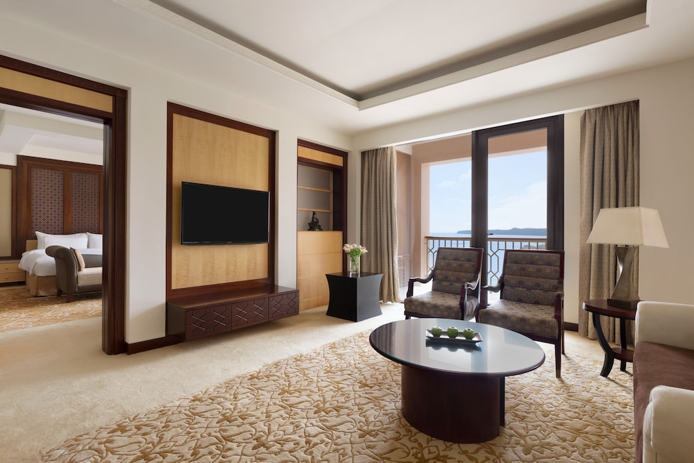 One Bedroom Suite with Al-Husn Benefits photo 3