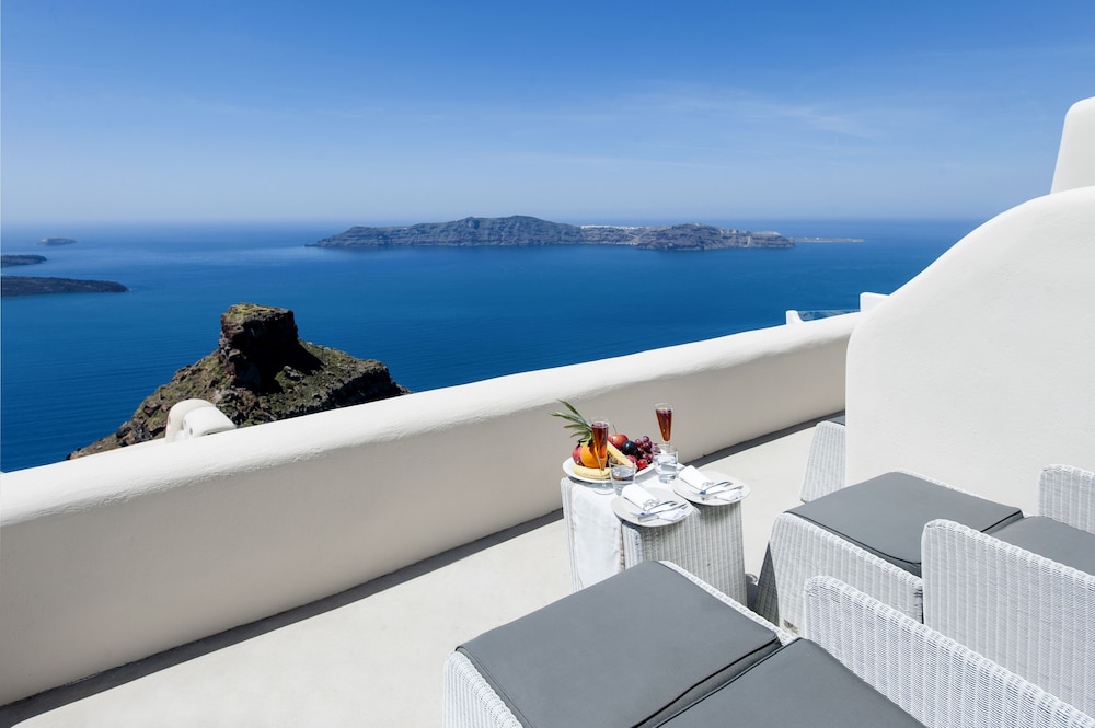 Premium Loft with Balcony Caldera View - Photo 7