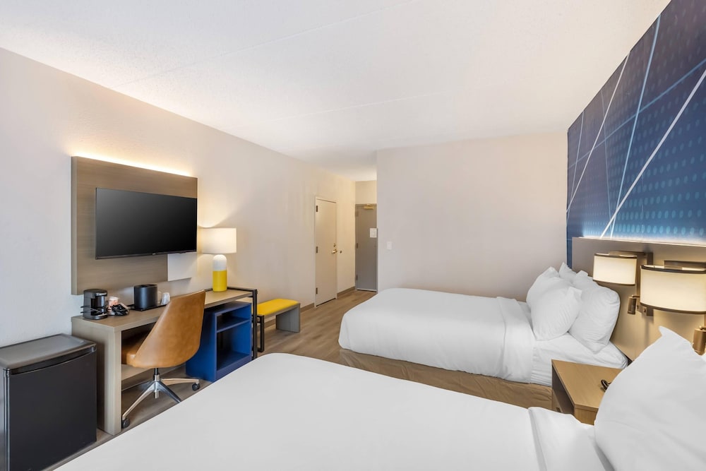 Room, 2 Queen Beds, Accessible, Non Smoking photo 3
