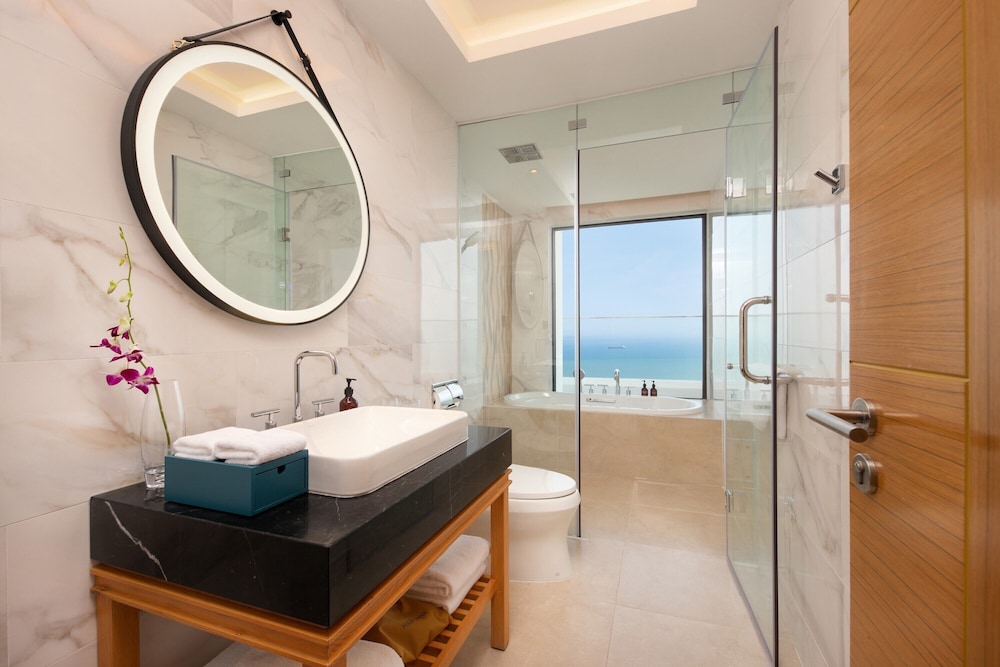 Two-bedroom Suite Oceanview - Photo 15