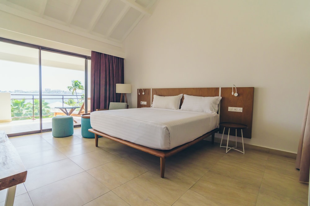 Superior Room, 1 King Bed with Sofa bed - Photo 3