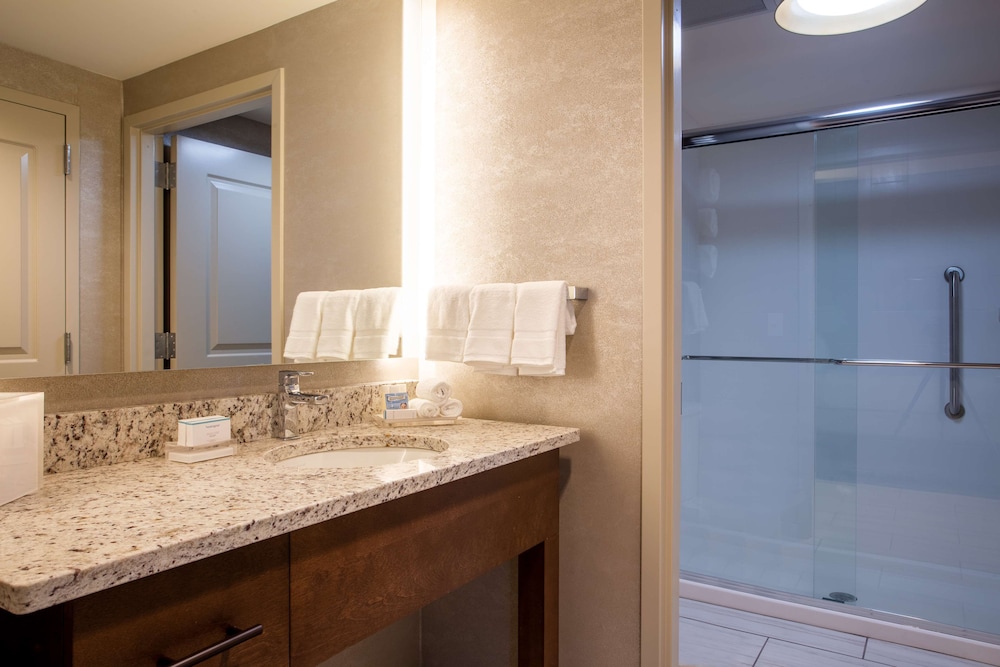 Suite, 2 Queen Beds, Accessible, Bathtub (Mobility & Hearing) - Photo 4